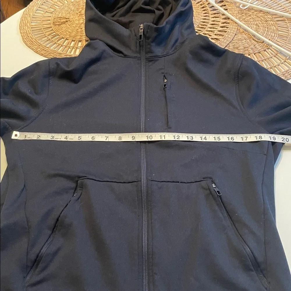 Lululemon Women's Medium Navy Zip Up Hoodie
